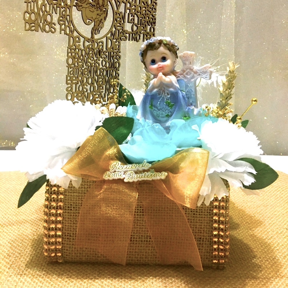 Favors or Centerpieces for Baptism For Boy